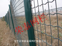 wire mesh , barbed wire and galvanized iron wire