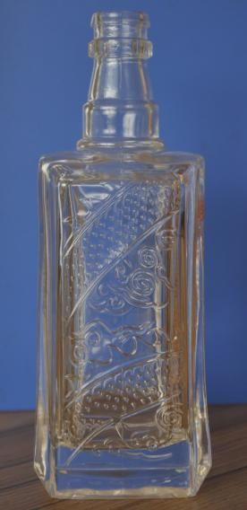 high-precision white glass bottle