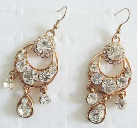 fashion earrings