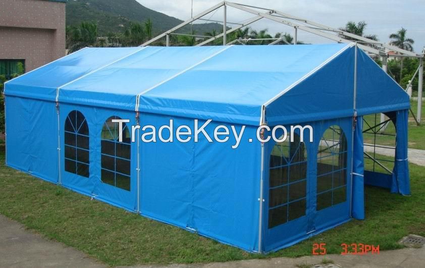 Medium-sized marquee tent