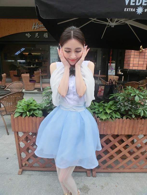 Korean Fashion Round Collar White Vest Blouse