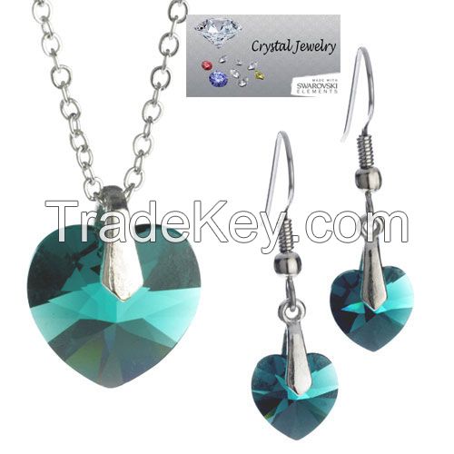 Genuine  Austrian crystal stones in Emerald Green necklace