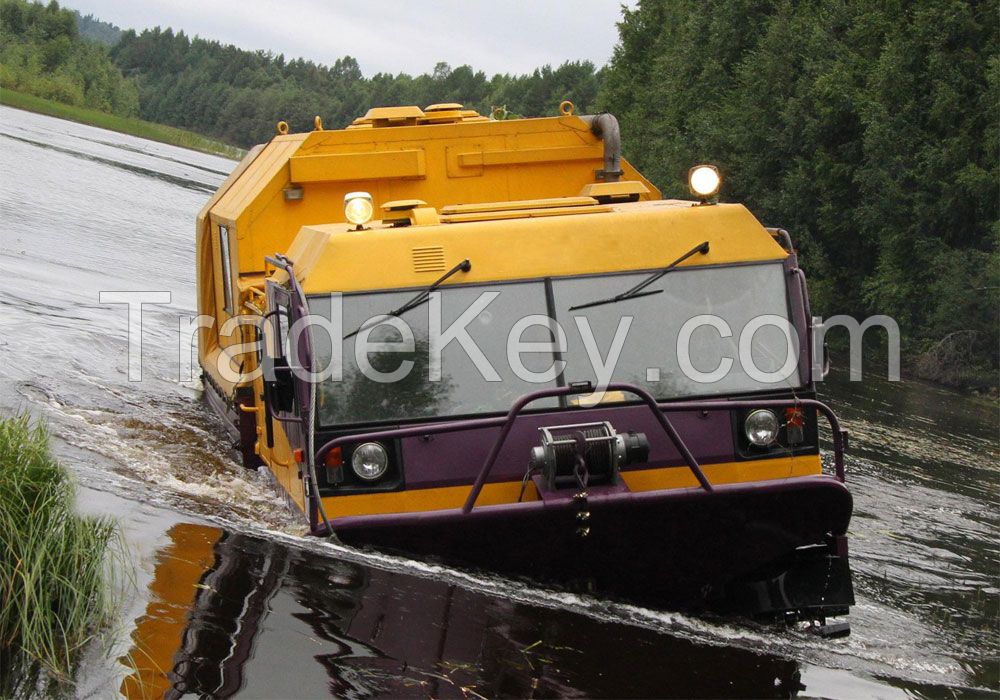 all terrain vechile mobile tecnical  laboratory for oil producing