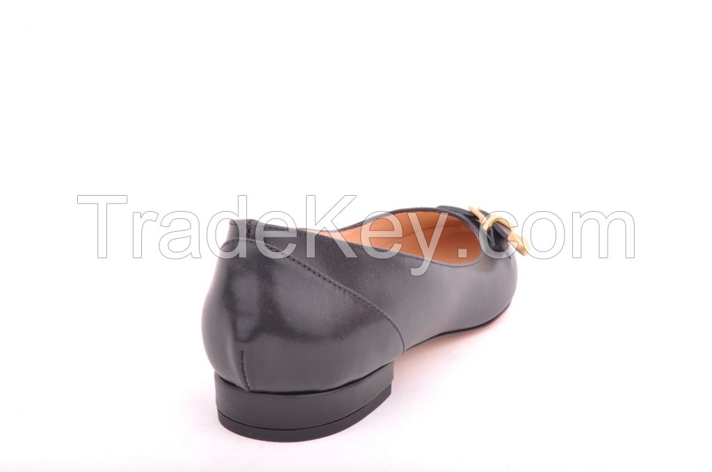 Women casual shoe