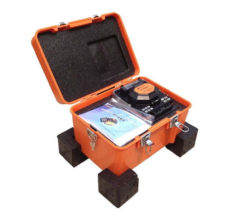 Fiber fusion splicer