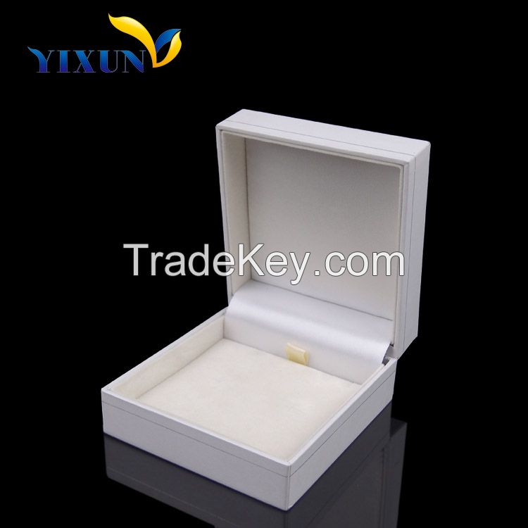 Nice shape high quality luxury jewelry box