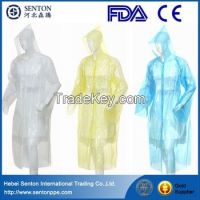 Disposable Pe raincoat/rain poncho