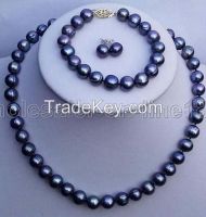 Natural AAA + 9-10mm Black Baroque