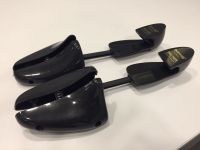 Shoe Trees (wooden And Plastic