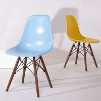 Eamas Chair