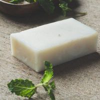 PURE COCONUT SOAP BAR / PLANT-BASED