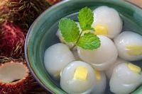 READY TO EAT CANNED RAMBUTAN IN