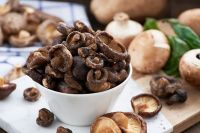 PREMIUM FRIED SHIITAKE MUSHROOMS 100% NATURAL