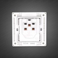3 pin wall socket with  1 Way Switch
