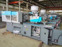 Plastic injection molding machine 80TON