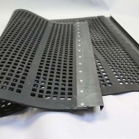 Tensioned polyurethane fine screen mesh