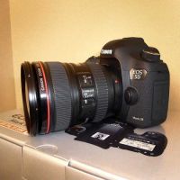 Canon EOS 5D Mark III Digital