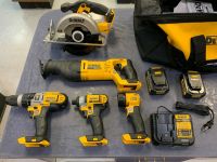  For New DEWALT 20V 20 Volt XR Drill, recip, flashlight , battery set