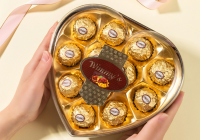 Heart-shaped Box Of Hazelnut Chocolate