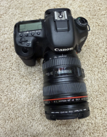 Canon EOS 7D Mark II 20.2MP Digital SLR Camera