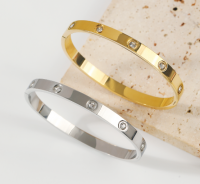 Women&#039;s Stainless Steel Zircon Bracelet