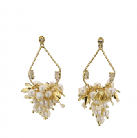 Drop Grape Beaded Pendant Earrings Natural