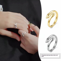 Personalized Design Embrace Couples Wedding Rings