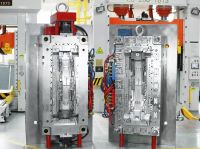 Custom Plastic Injection Mold for Automotive Hot Runner System