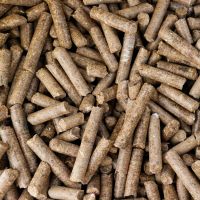 Factory Wholesale Pine Wood Pellets Heating 6mm Bagged Biomass Fuel Clean Burning High Calory Low Moisture Content Bulk Supply