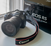 Canon EOS R5 45.0MP Mirrorless