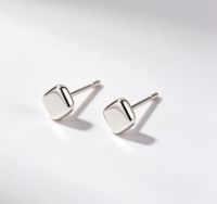 Sliver Ear Nails