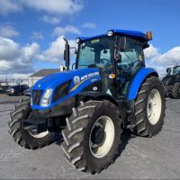 Fairly used High-performance Tractor with advanced control and fuel efficiency