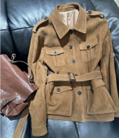 Chic Cold Tone Brown Suede Short