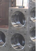 middle cylinder assembly for the hydraulic breakers