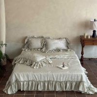Solid Pattern Duvet Cover With Pillocases