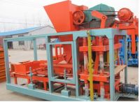 Manual concrete block making machine