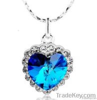 18K Gold, branded Crystals Titanic Heart of the Ocean Necklace