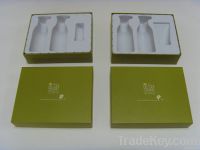 top and bottom gift boxes