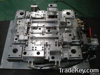 Auto injection mould