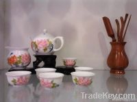 PORCELAIN TEA POT