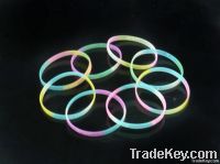 100% silicone wristband   Different color , different designers mi