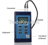 GC800 ultrasonic thickness gauge by GuoOu